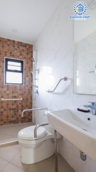 ******บ้านมือสอง ม.กฤษดานคร39 ปิ่นเกล้า เนื้อที่ 63.3 ตร.ว. บ้านเดี่ยวหลังมุม พร้อมฟังก์ชัน 4 ห้องนอน 4 ห้องน้ำ จอดรถได้ 1 คัน บนทำเลเชื่อมต่อเมืองอย่างรวดเร็ว ใกล้ทางคู่ขนานลอยฟ้าบรมราชชนนี ทางด่วน "ศรีรัช" ม.มหิดล และเซ็นทรัลปิ่นเกล้า